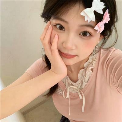 地铁女孩
